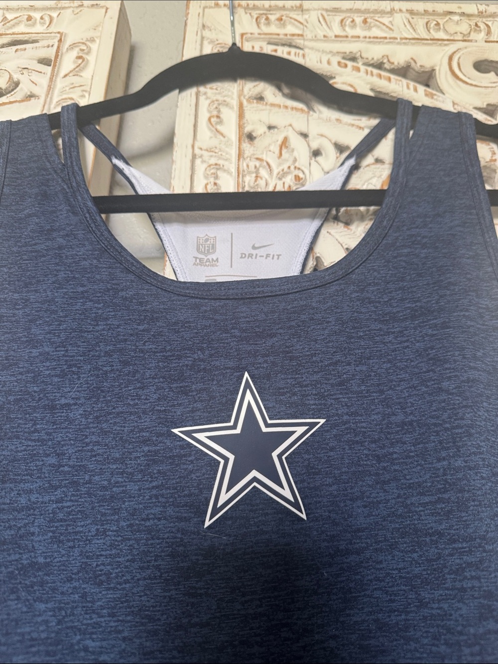 Nike Women's Navy Dallas Cowboys Star Athletic Tank - Picture 4 of 11